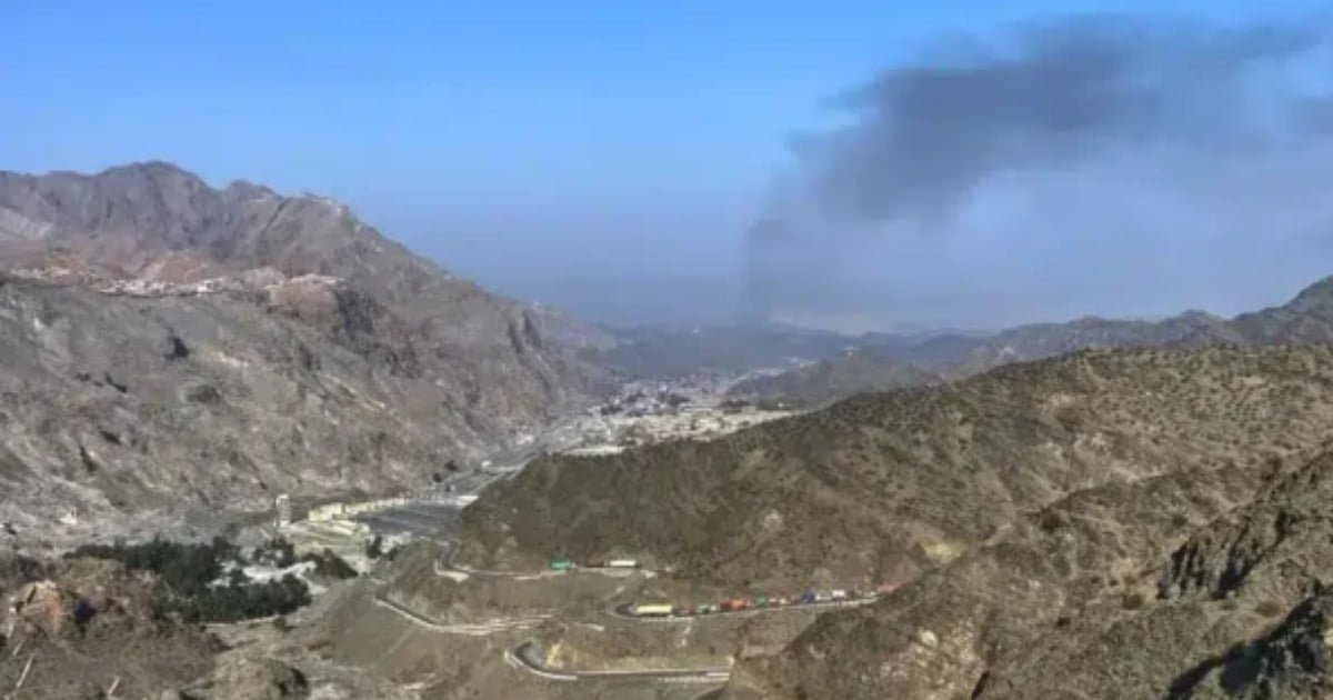 Pakistan Conducts Overnight Airstrikes in Kabul and Kandahar Amid Border Conflict