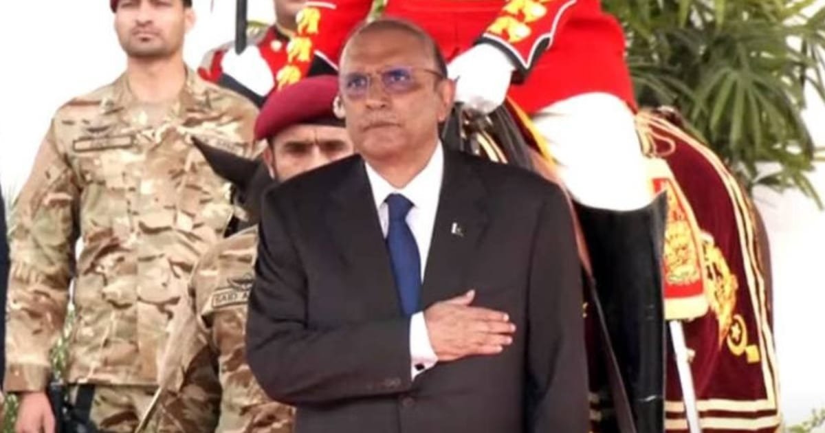 President Zardari Approves Military Awards for 1,989 Armed Forces Personnel