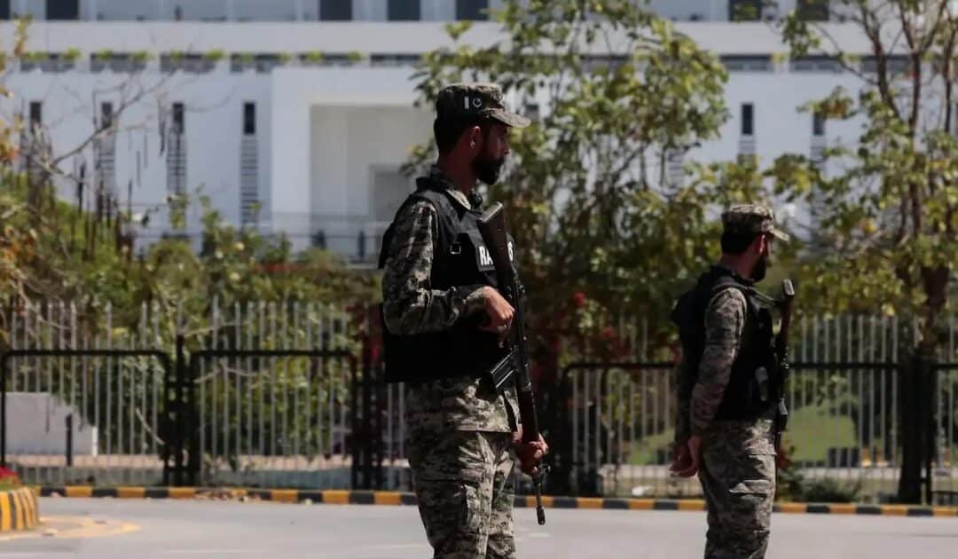 16,000 Personnel Seal Islamabad Red Zone for US-Iran Summit