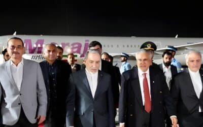 Araghchi visits Islamabad and Muscat before landing in Russia