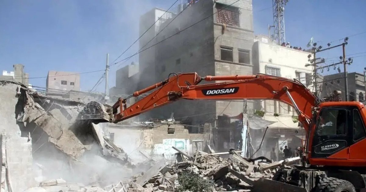 CDA razes nearly 200 houses in Noorpur Shahan in clearance operation