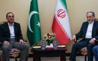  CDF Asim Munir meets Iranian FM Araghchi in Islamabad