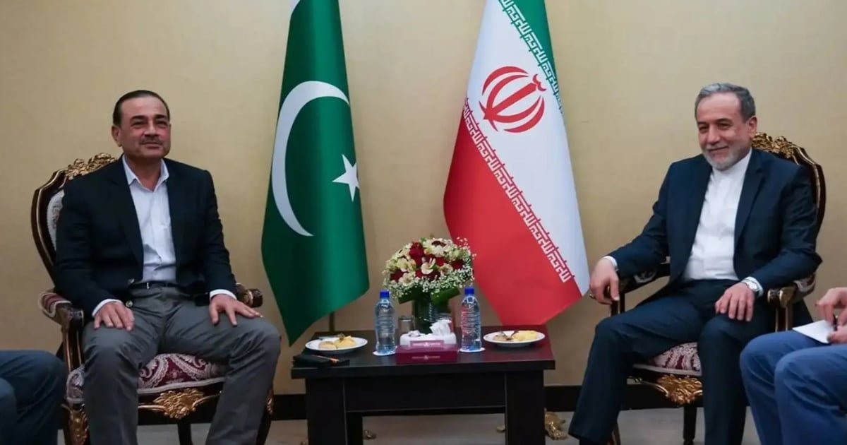 CDF Asim Munir meets Iranian FM Araghchi in Islamabad CDF Asim Munir meets Iranian FM Araghchi in Islamabad