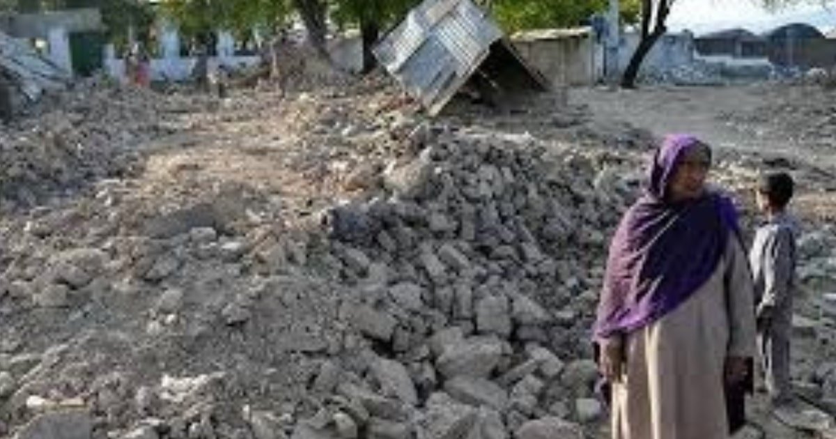 Civil Society and Political Leaders Demand Immediate Halt to Islamabad Slum Demolitions