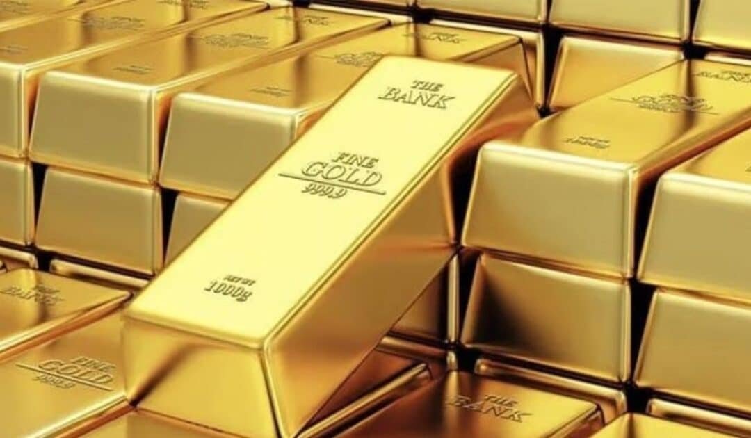 Gold prices in Pakistan fall below Rs500,000 mark amid global decline