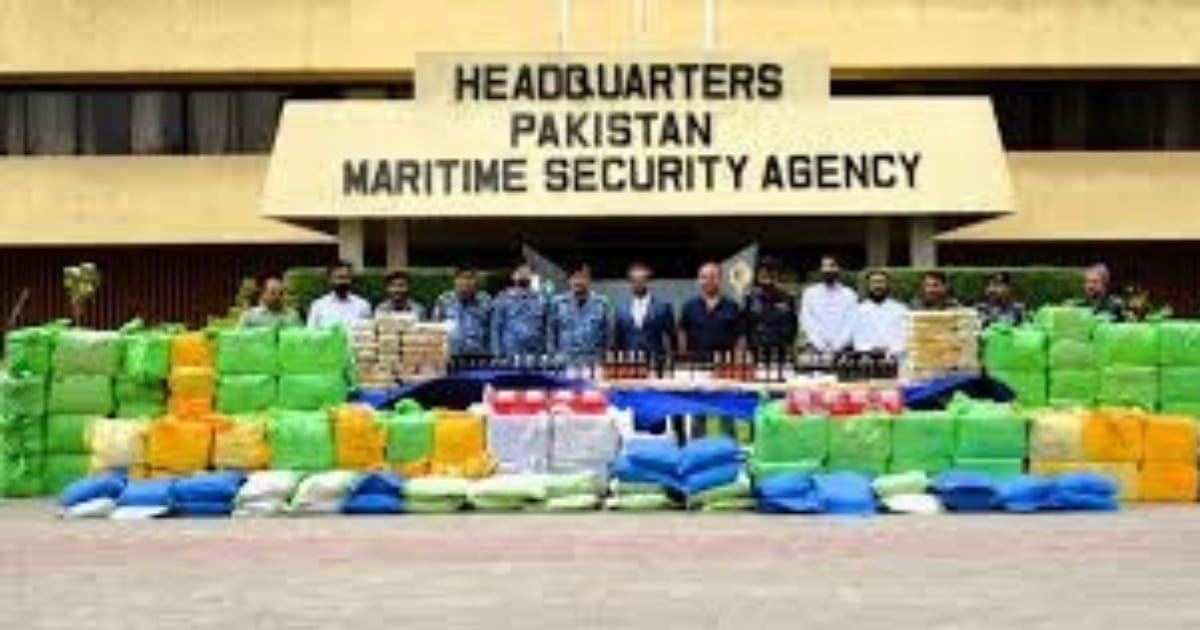 Joint Operation Seizes 500kg of 'Ice' and Foreign Liquor from Arabian Sea