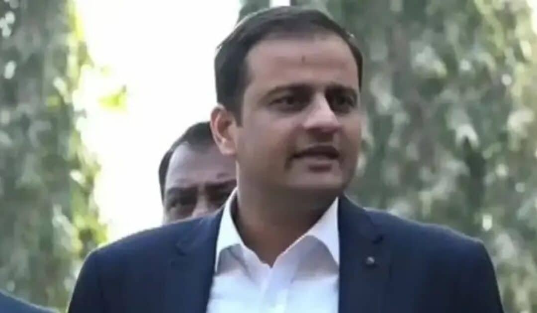  Mayor Murtaza Wahab calls Karachi-Lahore comparison ‘improper’
