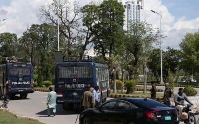 Rawalpindi Extends Holiday and Seals Key Arteries Amid US-Iran Negotiations in Islamabad