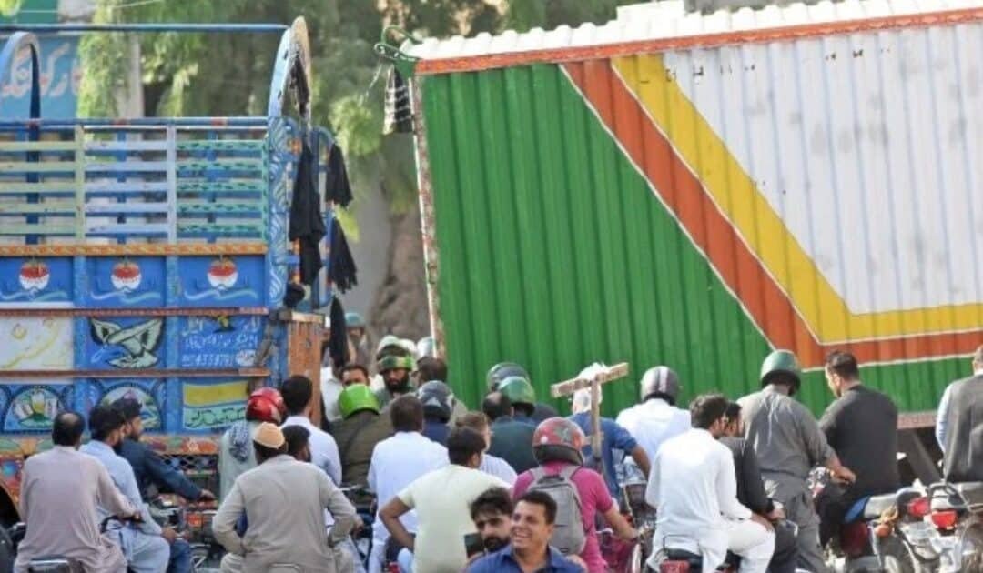 Security lockdown triggers essential shortages in Twin Cities as transport ban holds