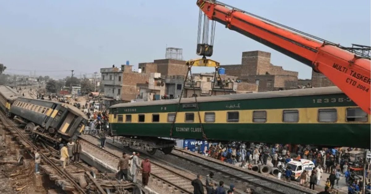 Shalimar Express Derails Near Sheikhupura- Second Incident in 48 Hours Shalimar Express Derails Near Sheikhupura- Second Incident in 48 Hours