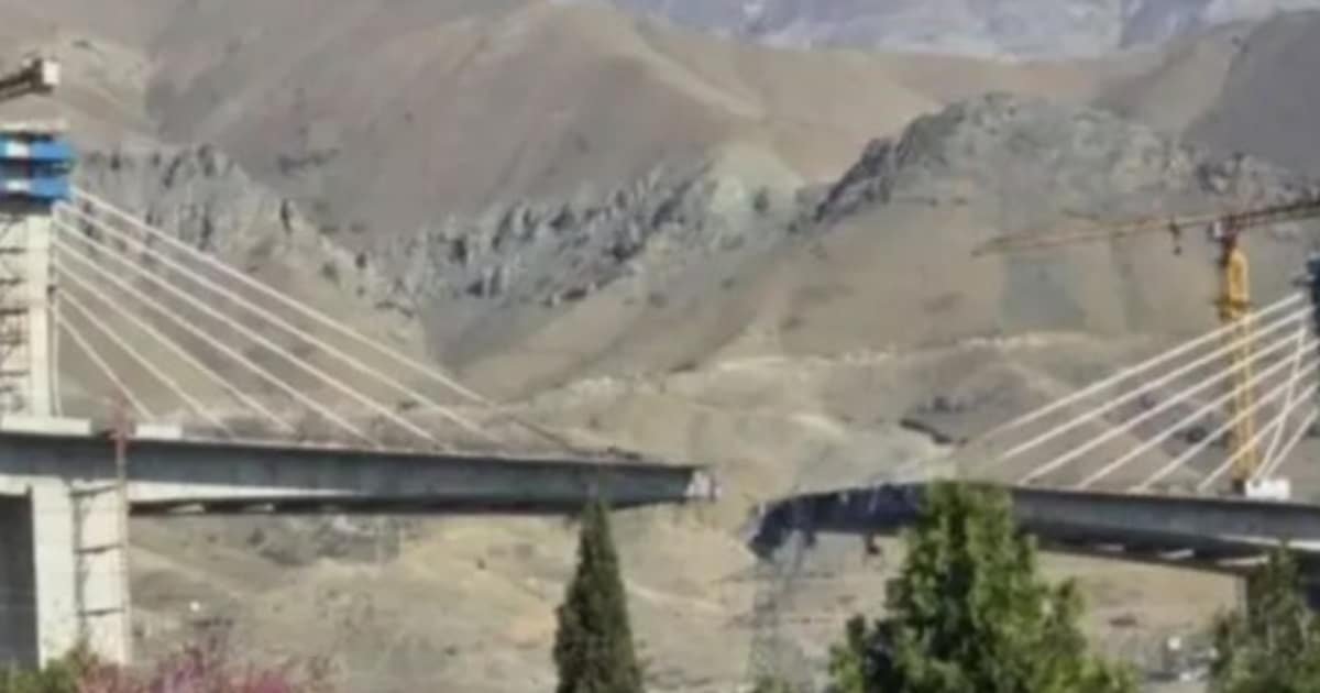 Trump Issues Final Ultimatum to Iran After Bridge Strike