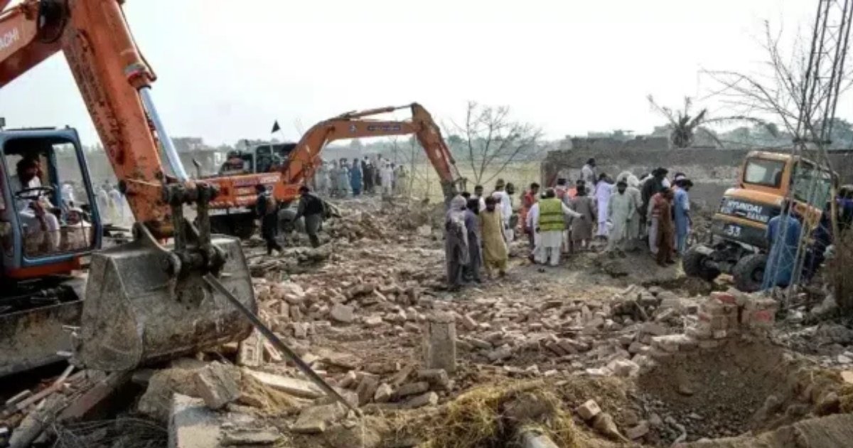 15 police personnel martyred in a suicide attack on Bannu checkpost