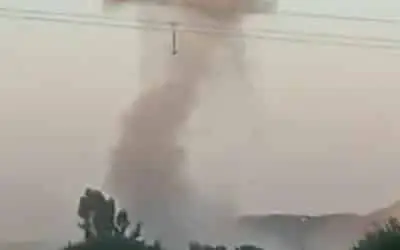 Pak Army thwarts suicide bombing at South Waziristan check post, a civilian martyred, 15 injured