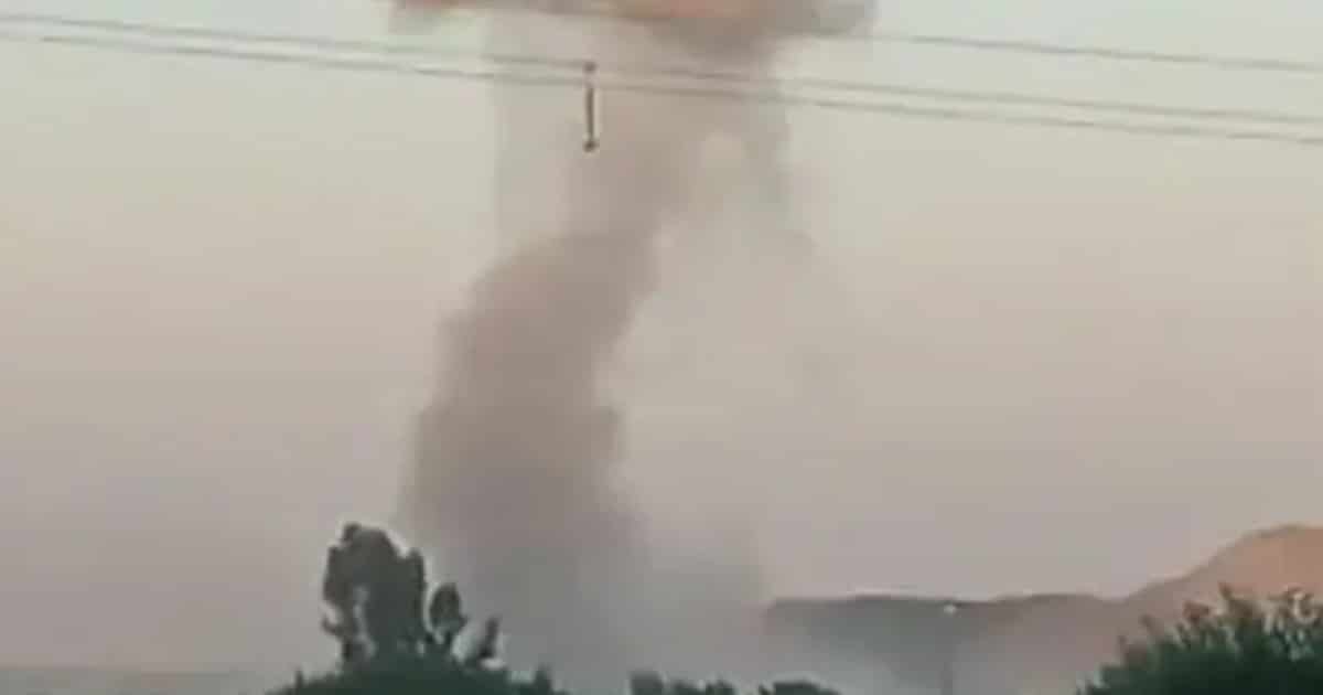 Pak Army thwarts suicide bombing at South Waziristan check post, a civilian martyred, 15 injured