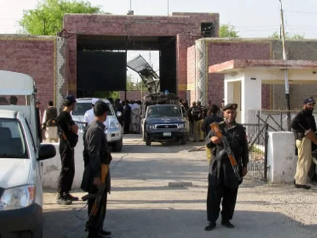 05 abducted individuals, including police constable and headmaster, safely recovered in Bannu