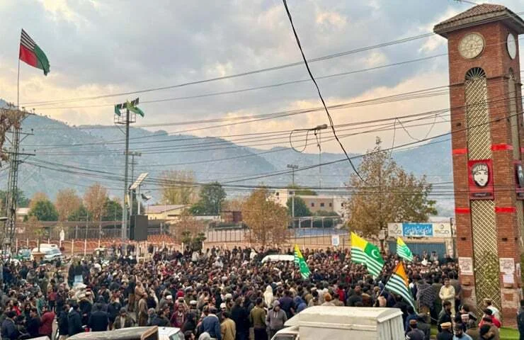 AJK PM rules out use of force if JAAC resumes street protests