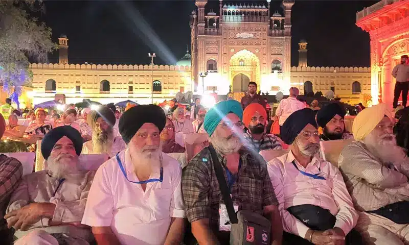 Hundreds of Indian Sikh pilgrims arrive via Wagah for Jore Mela commemorations