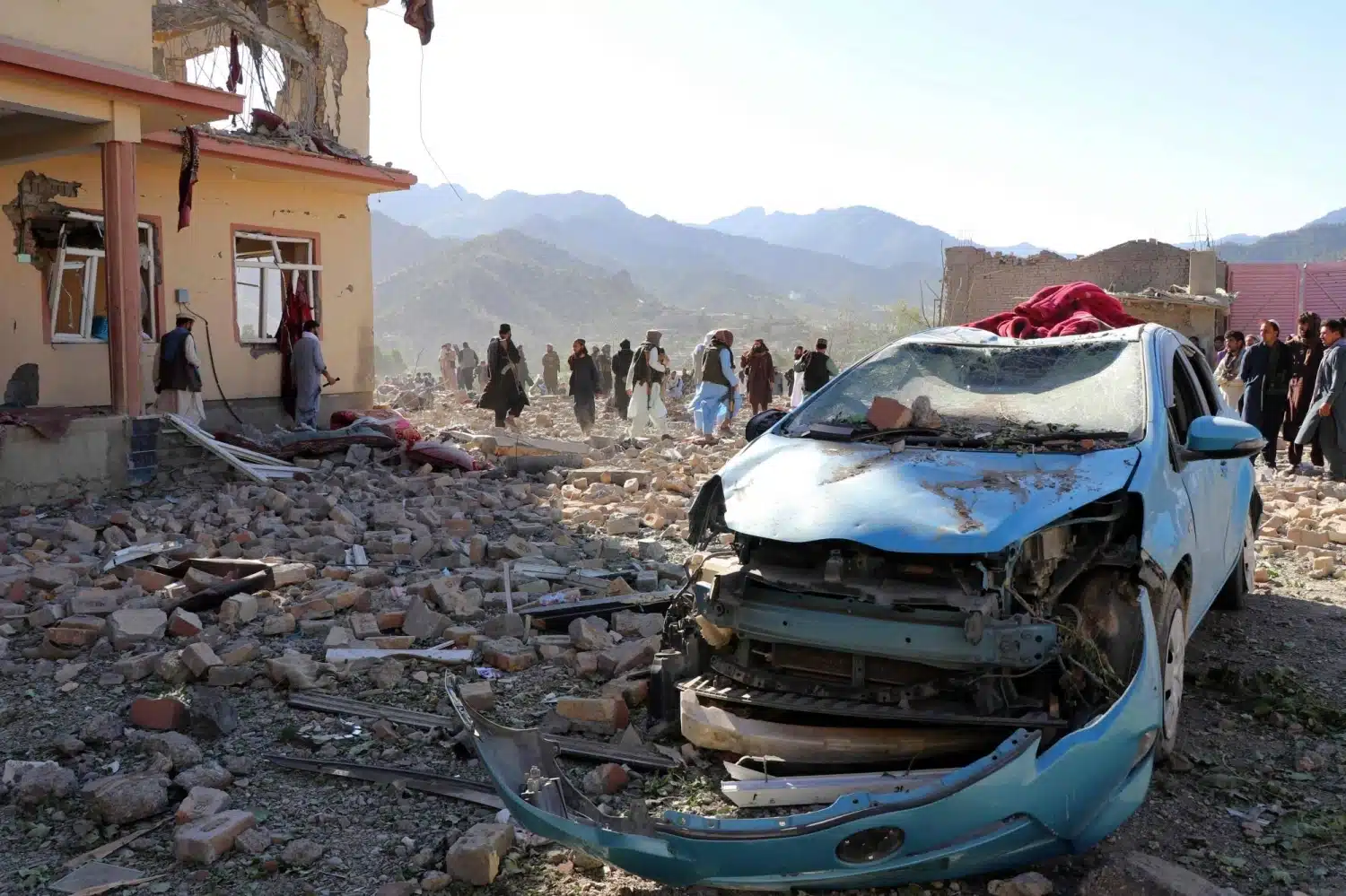 Security forces kill 29 terrorists in ground ops, air strikes along Pak-Afghan border