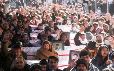 Families of Martyred Policemen Call Off Quetta Sit-In After Agreement with Government