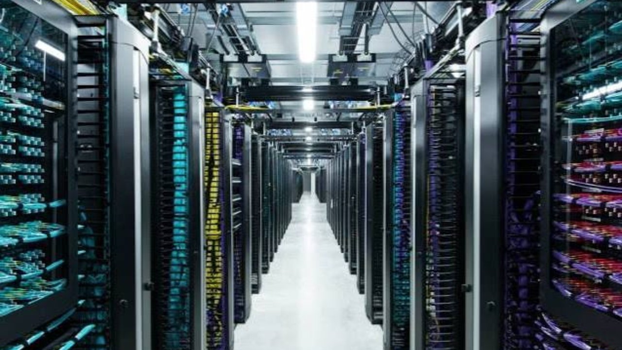 Sindh Government, CMPak Partner to Build Landmark AI-Ready Tier-III Data Centre in Karachi Sindh Government, CMPak Partner to Build Landmark AI-Ready Tier-III Data Centre in Karachi